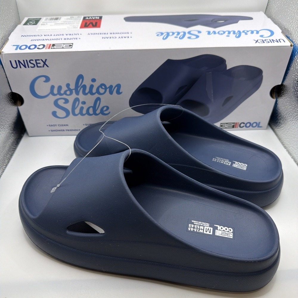 NEW‎ 32 Degree Cool Cushion Slide, Wear anywhere, Size Medium NAVY Lightweight